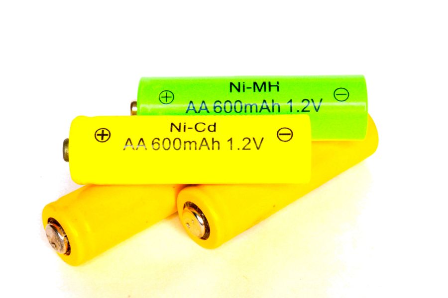 NiCd Batteries Guide: Durable Power for Tough Jobs NiCd Batteries Guide: Durable Power for Tough Jobs